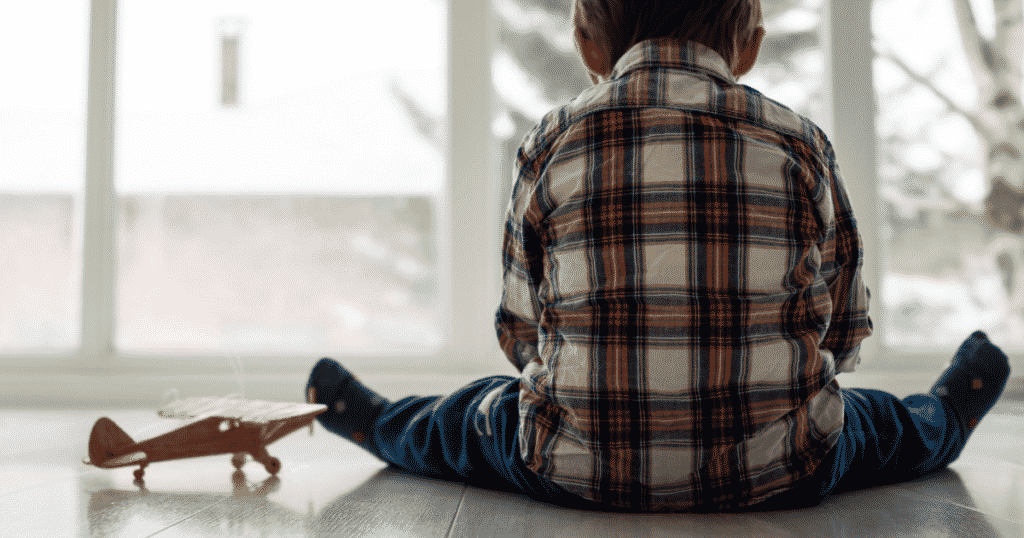 Parenting a Child with ADHD? Get these simple steps for making every day easier Behavioral Therapy for childrens with ADHD. Natural treatments for children with ADHD